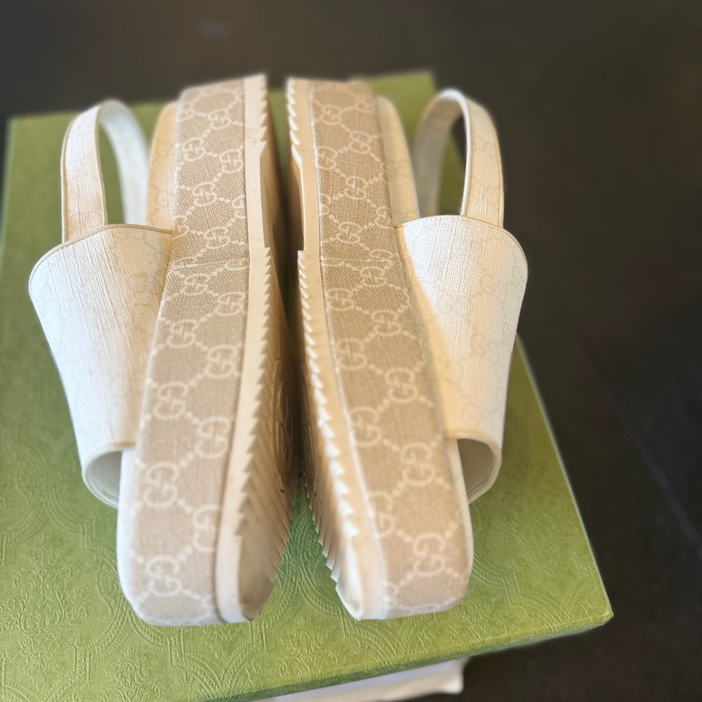 Gucci White/Cream Slingback Platform Sandals Size 42 - Picture 5 of 10